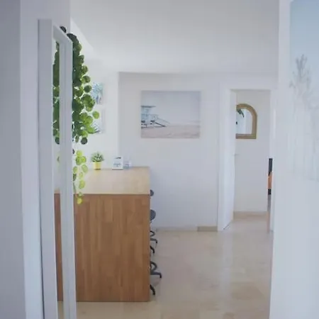 Oasis 100 Meters From With Private Parking Apartment Marbella